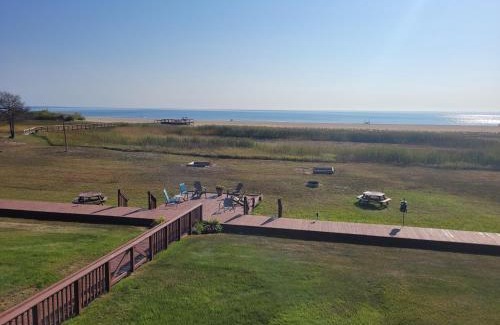 Oscoda House | Carpe Diem 365 - Very Cute Lakefront Condo!