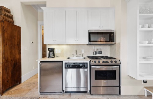 Rosemary Beach House | Carriage House | 30 Sec Walk to Beach | Pool Access | Across Eastern Green