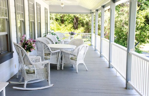 Trinity Center House | Carrville Inn, Carrville Inn and Resort
