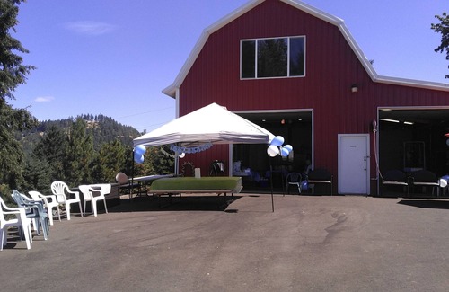 Crawfordsville House | Carsner tree farm (CTF) barn loft stay