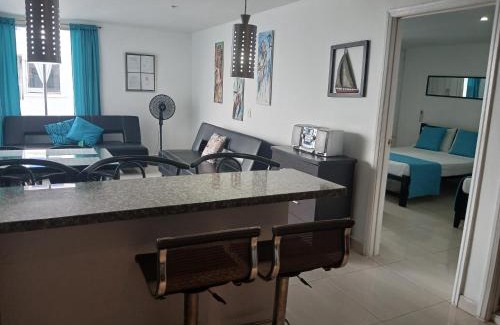 El Laguito Apartment | Cartagena Linda 204