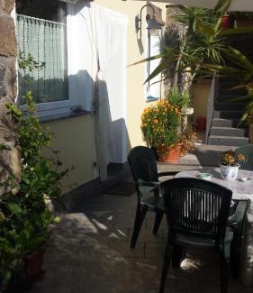 Ischia Porto House | Cartaromana House