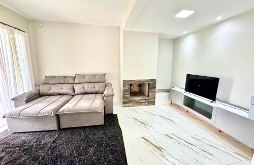 Ubatuba House | Casa à 200mts da Praia