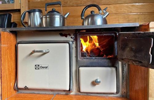 Campo Alegre House | Casa 03 Quartos na Serra Catarinense - Fogão à Lenha - Wi-Fi - Estacionamento - Cozinha completa - à 2 KM da Rampa do Bugio - Campo Alegre - SC