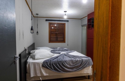 Biguacu House | Casa 3 Suítes, Piscina e Churrasqueira