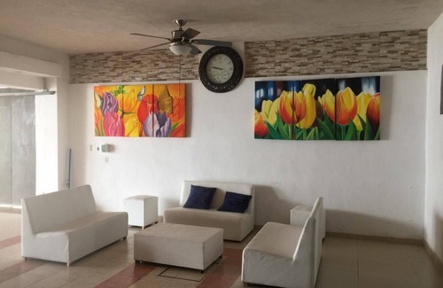 Xcumpich House | Casa 4 habitaciones 5 camas 4 baños en el norte de Mérida a 3 min plaza Galerias