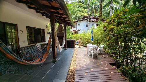 Boicucanga Beach House | Casa 84 Condomínio fechado de frente para praia - Boiçucanga SP