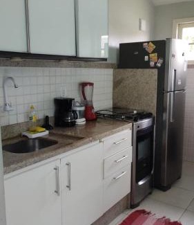 Praia Rasa House | Casa a 20 metros da praia, Wi-Fi em condomínio privado!