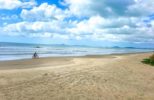 Unamar House | Casa a poucos metros da Praia do Coral - Cabo Frio