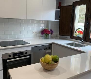 Laxe House | Casa A praciña, Playa de Soesto