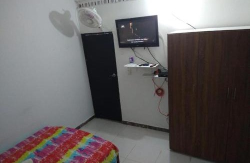 Girardot House | Casa acogedora Girardot 150mts