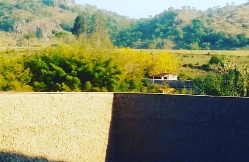 Caldas House | Casa Aconchegante com Vista Para a Serra