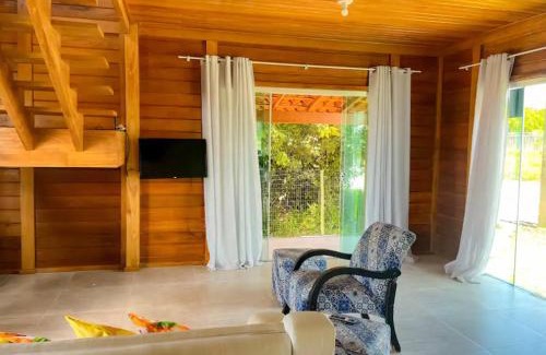 Santa Cruz Cabralia House | Casa agradável em condomínio com Lagoa e vista mar