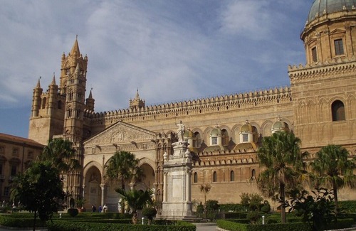 Borgo Vecchio Apartment | Casa al Borgo your place in the heart of Palermo!
