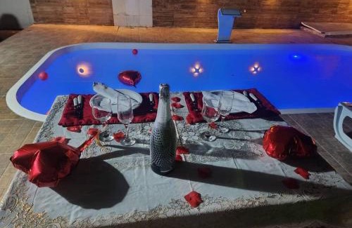 Itaipuacu House | Casa Alegre na Região dos Lagos - 10 pessoas