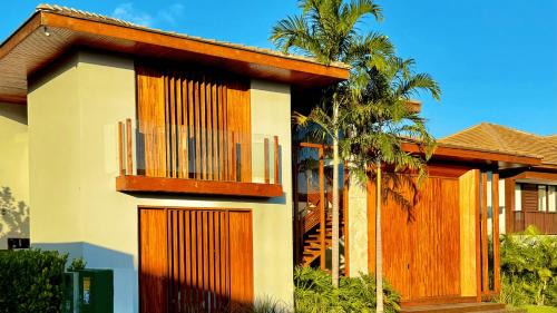 Praia do Forte House | Casa Alto Padrão 5 Suítes Piscina e Hidro Aquecida