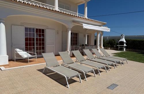 Vale Navio Villa | Casa Alves - Villa with private heated swimming pool