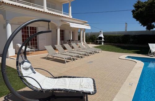 Vale Navio Villa | Casa Alves - Villa with private heated swimming pool