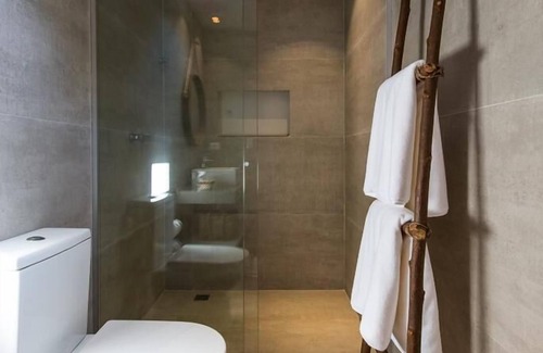 Floresta Velha Hotel | Casa Amarela