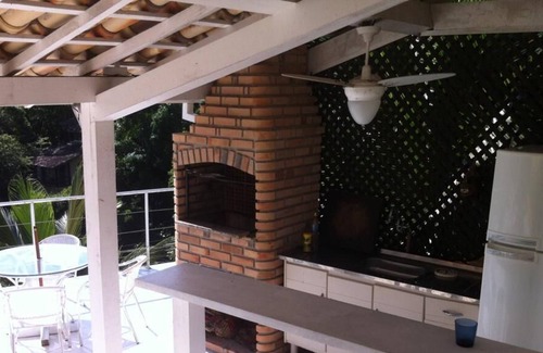 Pereque House | Casa Amarela com Vista Inesquecivel