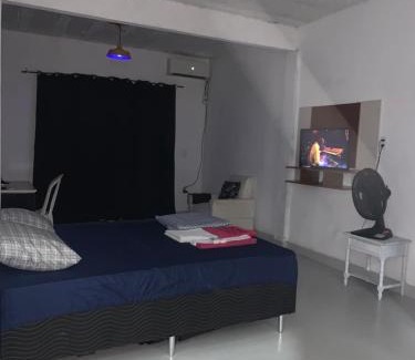 Araruama House | Casa ao lado da rodoviária com ar condicionado