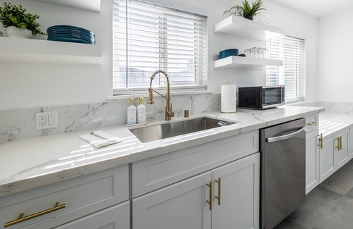 Moreno Valley House | Casa Azul - close to CBU/DTWNn