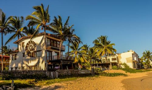 Puerto Villamil Villa | Casa Baronesa Waterfront Villa