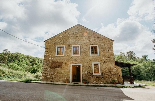 Figueras (Castropol) House | Casa Berbesa - Caserío en Asturias 3, Jardín, BBQ, FAM