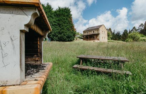 Figueras (Castropol) House | Casa Berbesa - Caserío en Asturias 3, Jardín, BBQ, FAM