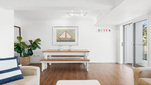 Copacabana House | Casa Bianca Accom Holidays