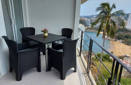 Las Playas Apartment | Casa Blanca Grand