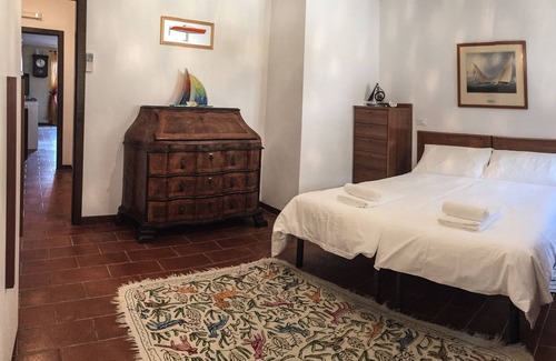 Bogliaco Apartment | Casa Bogliaco, on the old port of Bogliaco