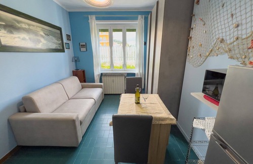 San Bartolomeo al Mare Apartment | Casa Carlotta - Little studio apartment, 2 people, private parking, 200 m from beach