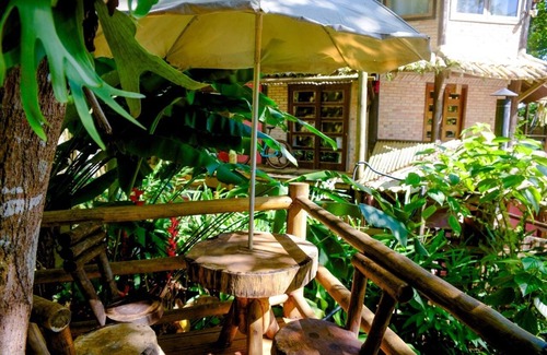 Praia de Santiago Apartment | Casa Caiçara Veio do Rio - Quarto Kombi 02