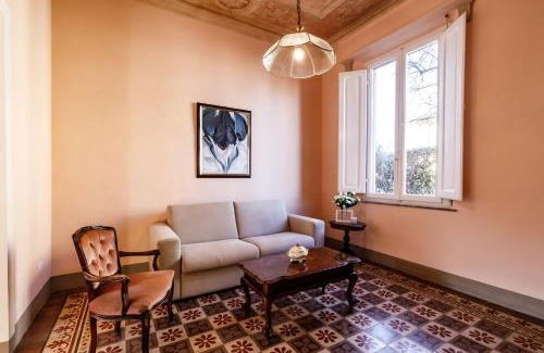 Siena Historical Center House | Casa Calise Elegant 1920s Villa with Garage