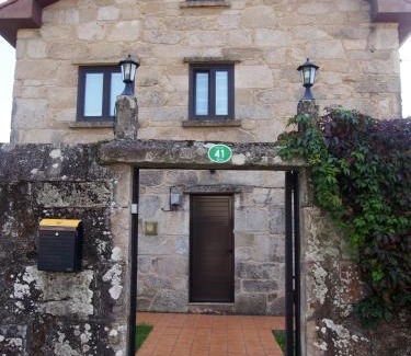 Ames House | Casa Camino Santiago-Fisterra