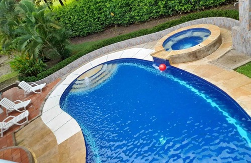 Melgar House | Casa Campestre, Atrévete a Visitarla