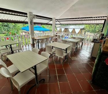 Anapoima Bed & Breakfast | Casa Campestre Villateresita