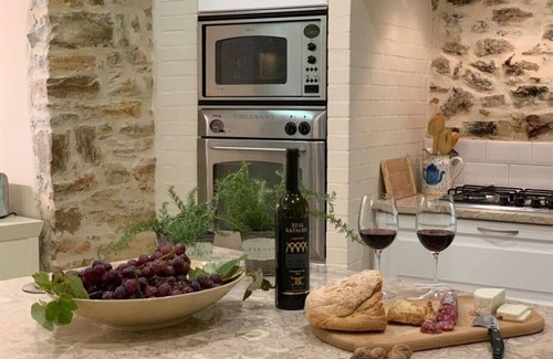 Porto de Mos Villa | Casa Carmo Alexandre! Your Modern-Medieval Home!