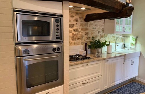 Porto de Mos Villa | Casa Carmo Alexandre! Your Modern-Medieval Home!