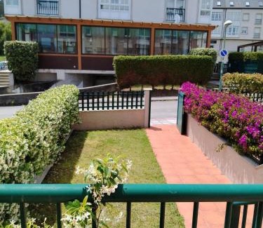 Laxe House | CASA CHALET ATALAYA a pie de playa en Laxe