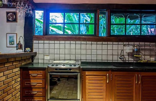 Bexiga House | Casa com churrasqueira em Ilhabela São Paulo