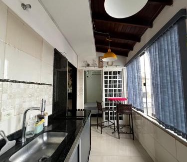 Londrina Villa | Casa com churrasqueira mr2