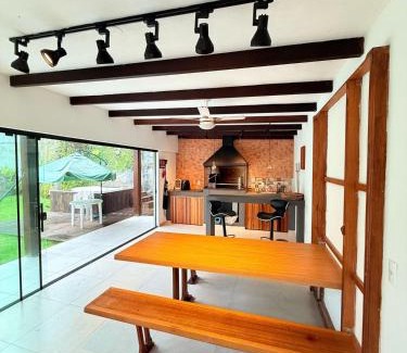 Morrinhos House | Casa com jacuzzi a 150 metros do mar