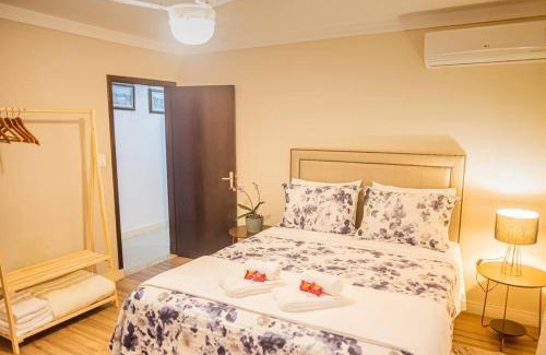 Centro House | Casa com Jardim no Centro de Jaraguá do Sul