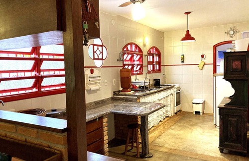 Guaeca House | Casa com muito lazer a 100m da Praia de Guaecá/SP