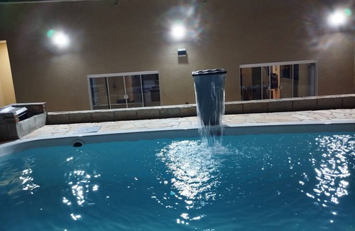 Itaquaquecetuba House | Casa com Piscina Para Eventos