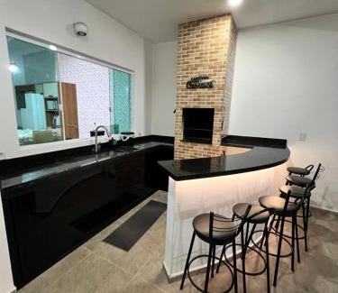 Jardim Casablanca House | Casa com piscina, 700M da praia