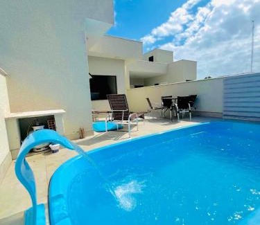 Itapoa House | Casa com piscina a 200m da Praia - Império Correia - Itapoá
