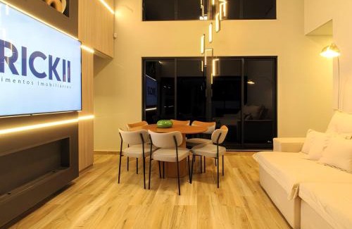 Paranapanema House | Casa com piscina aquecida e acesso ao clube em Riviera